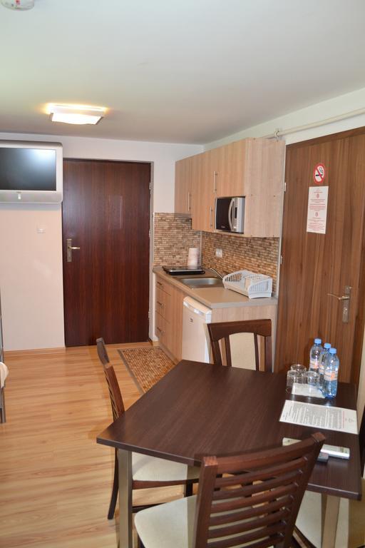 Kalinowy Sen Otel Varşova Oda fotoğraf